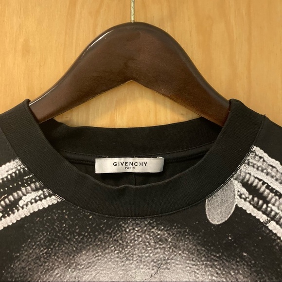 GIVENCHY Sz XS Tribal Spring/Summer  2014 Collection T-Shirt Tee - Picture 4 of 8